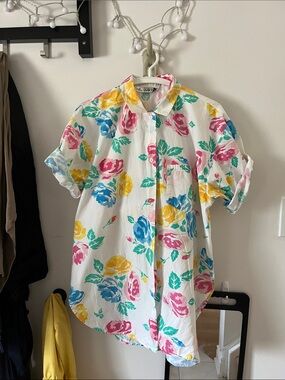 Floral short sleeve button down shirt